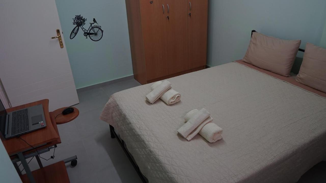 Moírai Nikolas Family Apartments מראה חיצוני תמונה