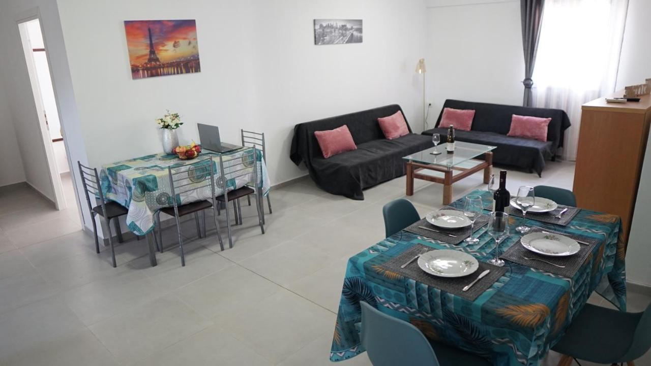 Moírai Nikolas Family Apartments מראה חיצוני תמונה