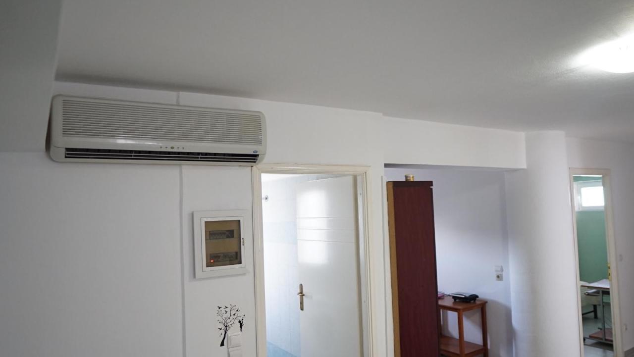 Moírai Nikolas Family Apartments מראה חיצוני תמונה