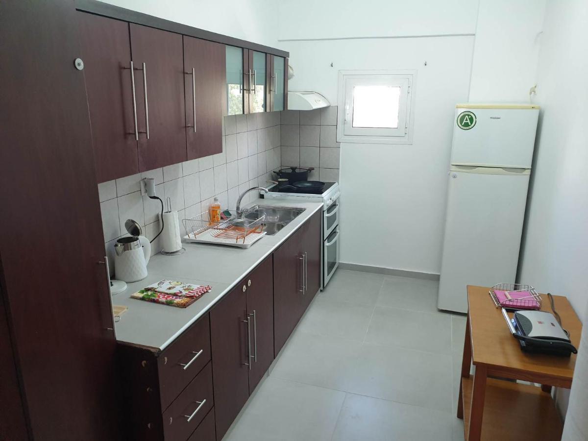 Moírai Nikolas Family Apartments מראה חיצוני תמונה